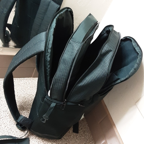 Backpack - Picture 1 of 2